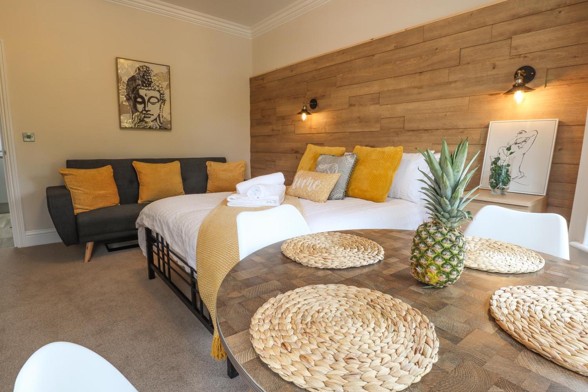 One Bed Apartment, Close To Train, City, Beach And Hospital Long Booking Welcome Ήστμπορν Εξωτερικό φωτογραφία